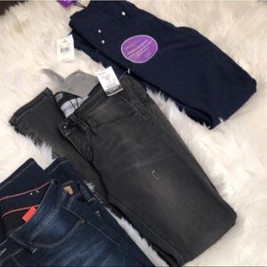 YMI JEANS AND RUE 21 JEANS LOT. Three have tags